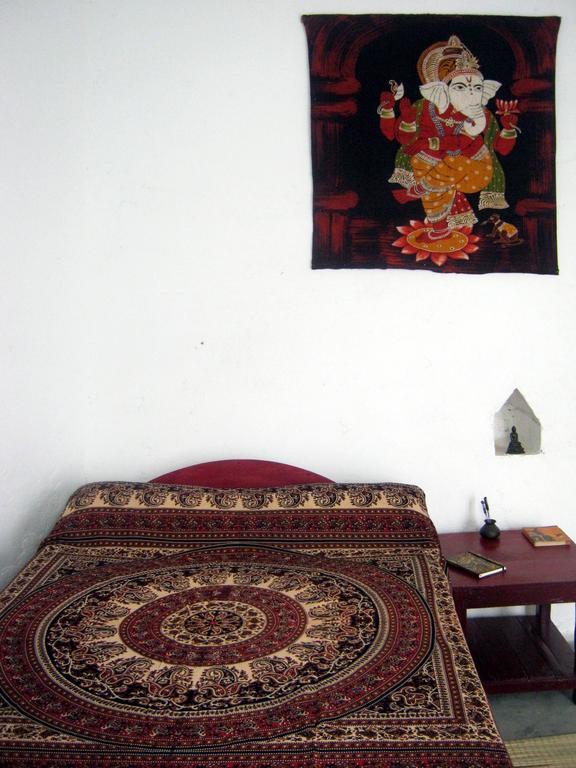 Friends In Khajuraho Apartment Exterior photo