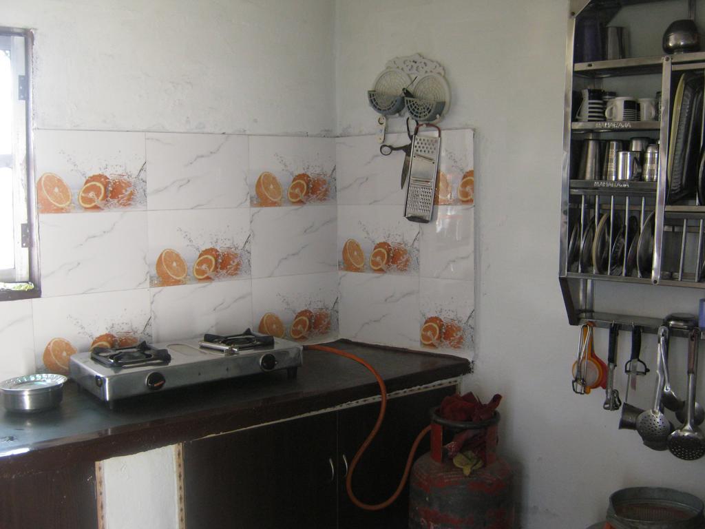 Friends In Khajuraho Apartment Exterior photo