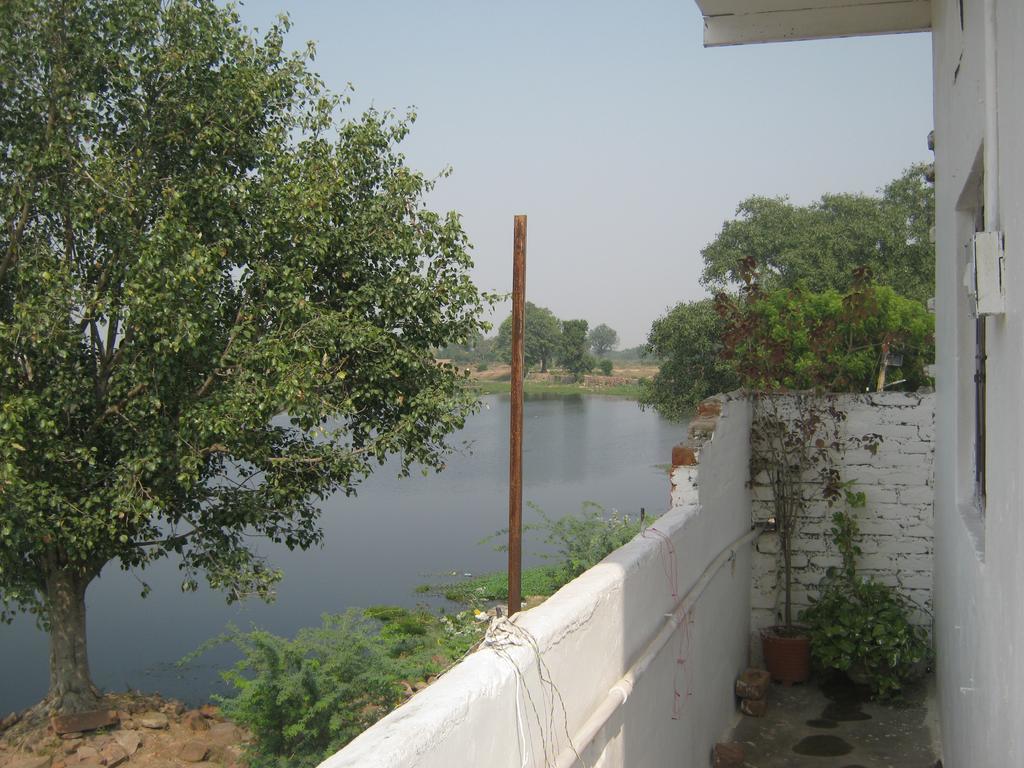 Friends In Khajuraho Apartment Exterior photo